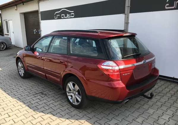 Subaru Outback cena 28900 przebieg: 270000, rok produkcji 2008 z Jastarnia małe 211